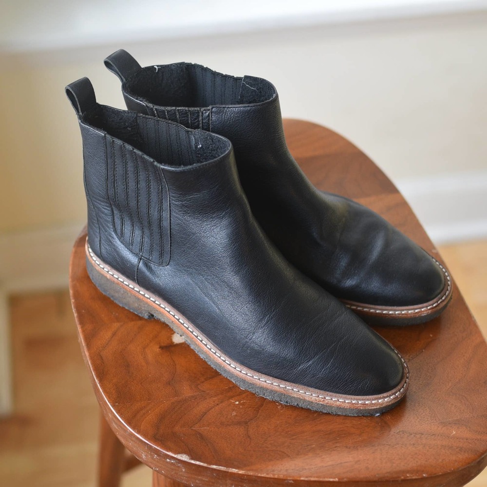 Botkier Leather / Sherling Chelsea Boots Sz 9.5 - Picture 2 of 6